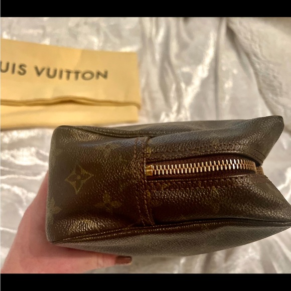 Louis Vuitton Trousse 28 - Picture 8 of 8